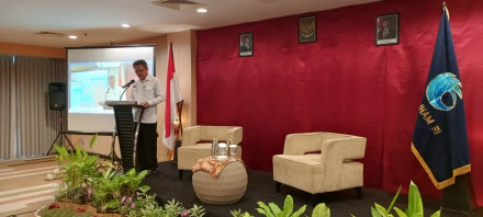 RAPAT ANALISIS DAN EVALUASI RANCANGAN PERATURAN DAERAH DARI PERSPEKTIF HAM